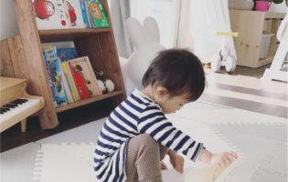 絵本棚 - 【人気の絵本棚】子どもがよろこぶ手づくり絵本棚のお